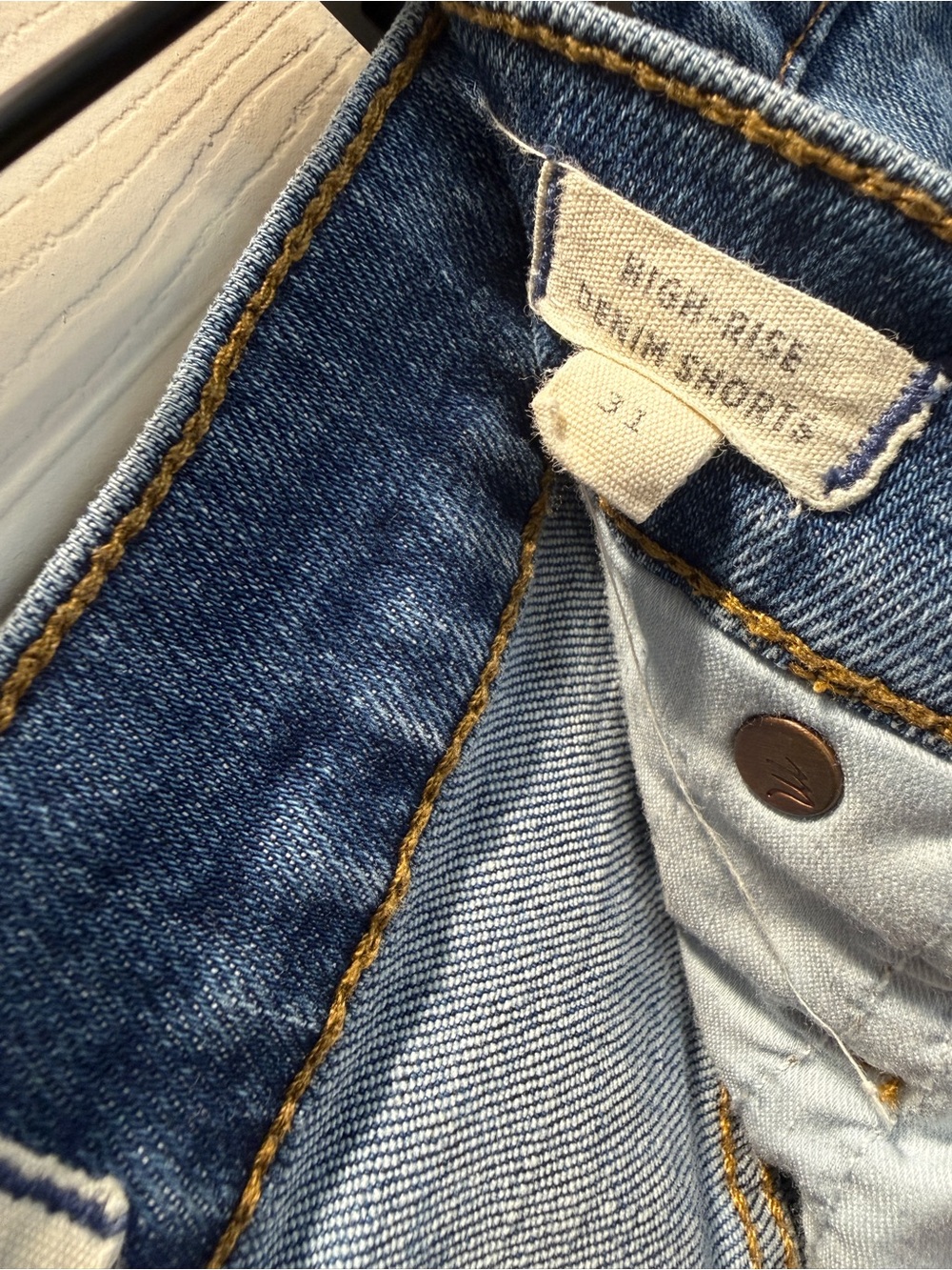 Madewell High Rise Denim Shorts Size 31 Blue Wash Raw Hem Cutoff Jean Shorts - Picture 10 of 10